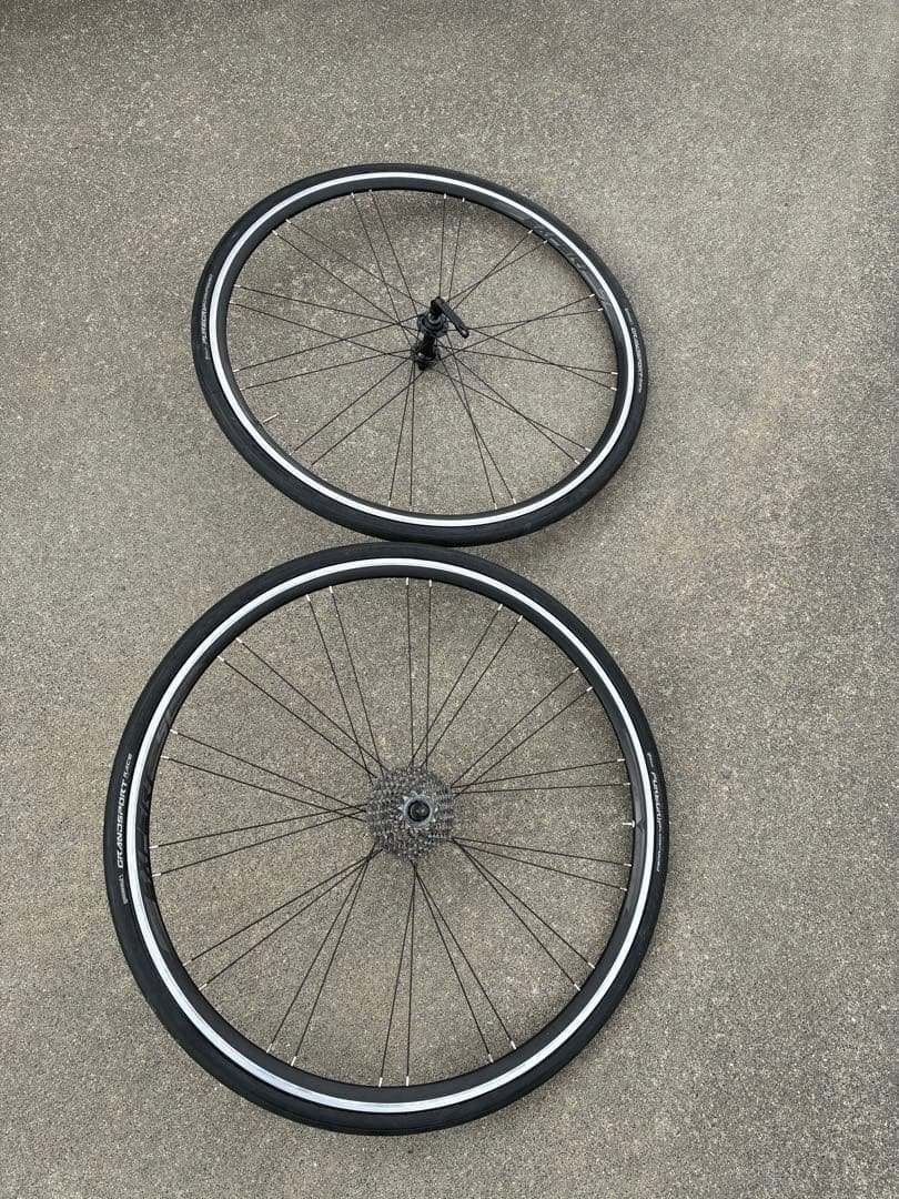 Ultegra 11速 完組ホイール 700C ブラック/ホワイト