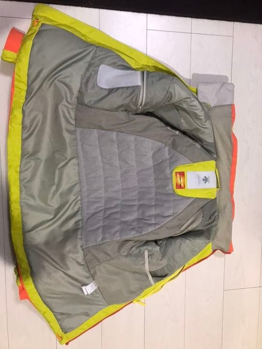 デサント　move sport