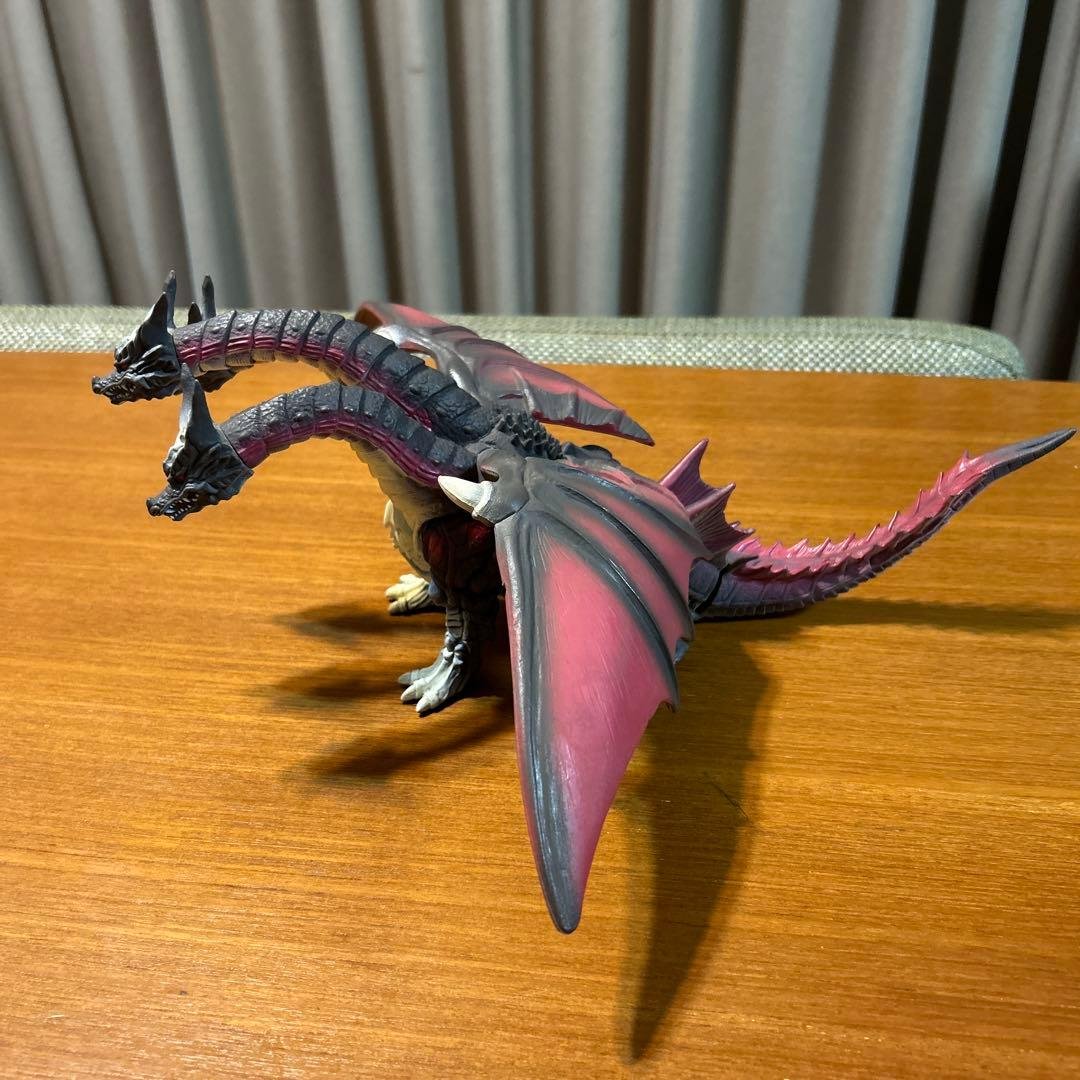 フィギュア デスギドラ　ゴジラシリーズ　全長約30cm