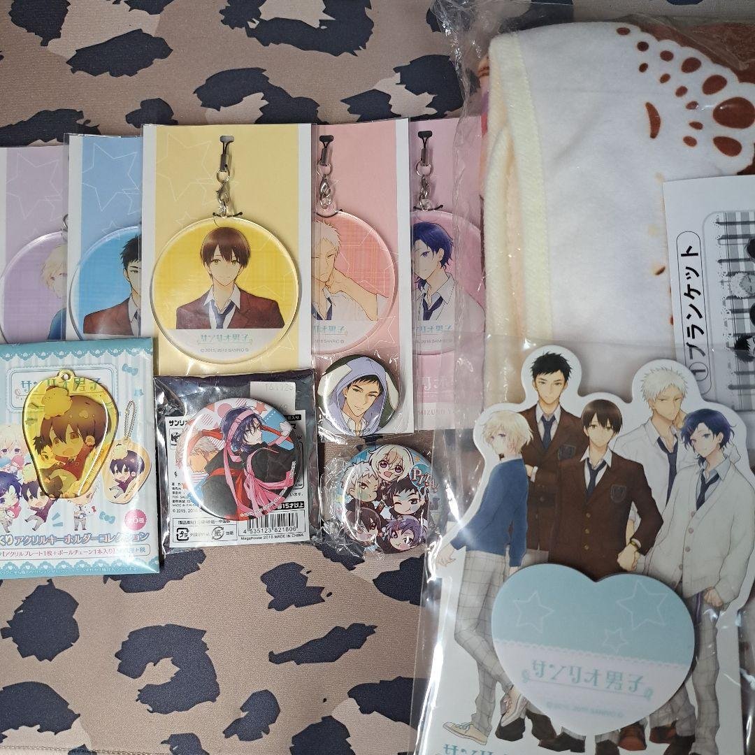 サンリオ男子　キキララ　シナモンロール　ポムポムプリン　キティ　マイメロ